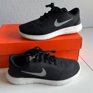 Youth Nike Free